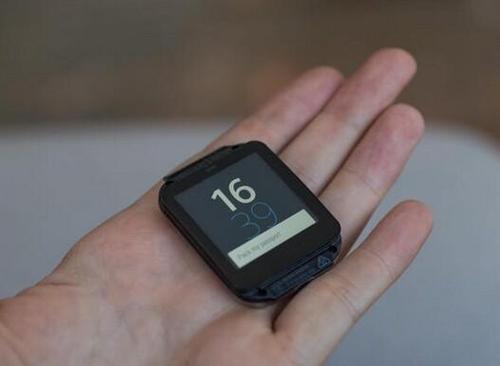 索尼smartwatch 3智能手表