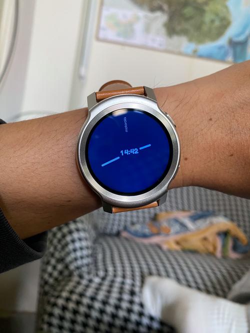 摩托罗拉 moto 360 智能手表