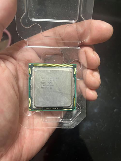 第四代智能 英特尔酷睿 i3处理器