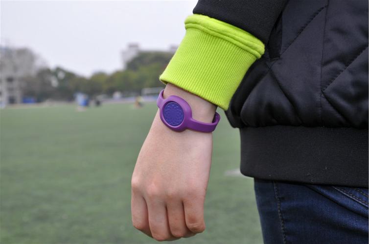 up by jawbone智能手环