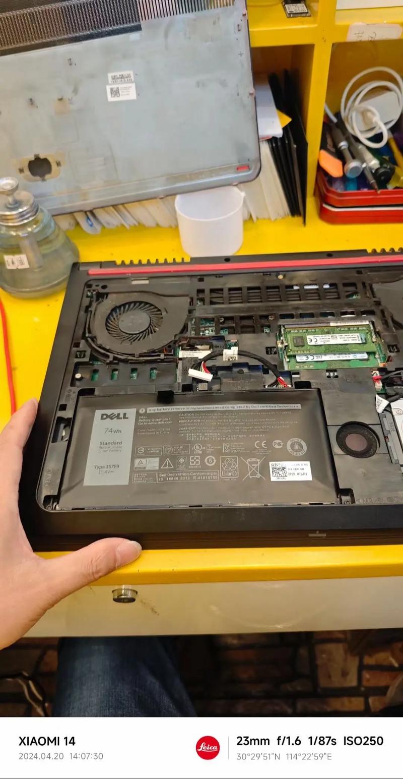 dell inspiron 15拆机教程