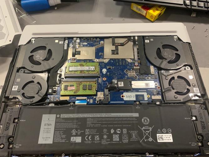 2025 alienware 17 拆机