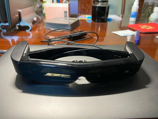 爱普生智能眼镜 bt300