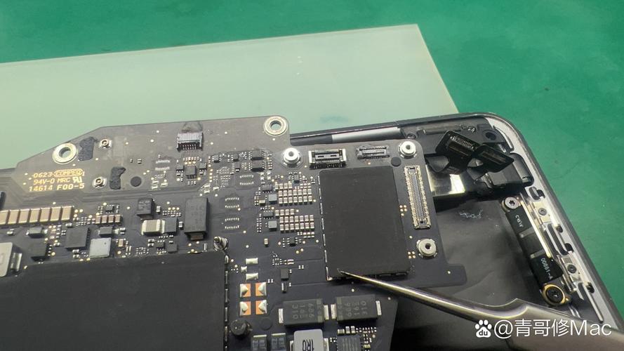 macbookpro2011拆机教程