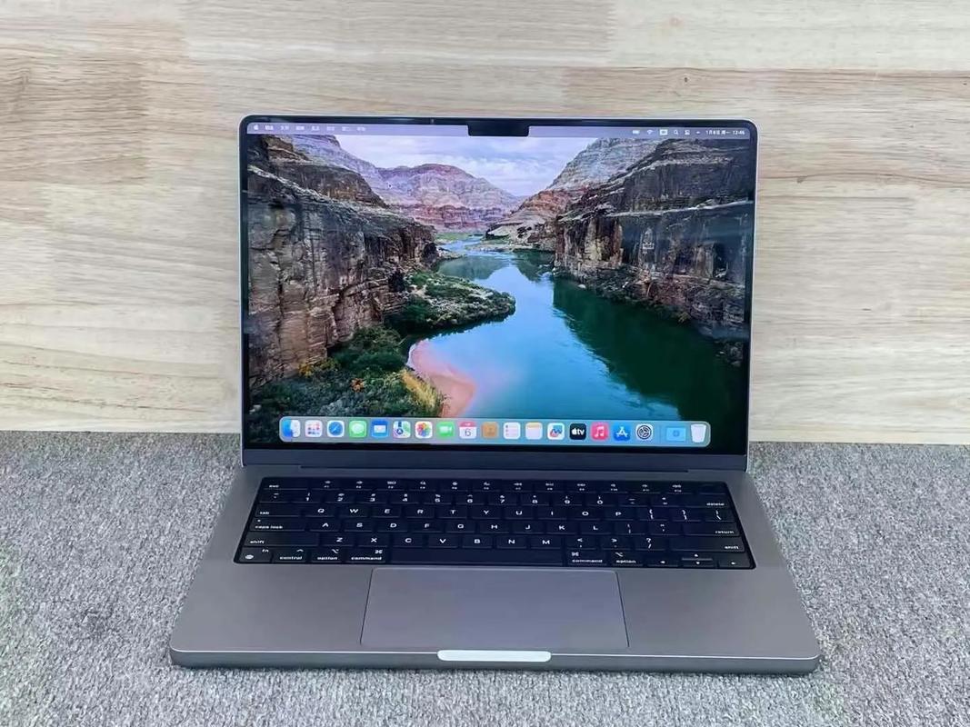 macbookpro 2025参数