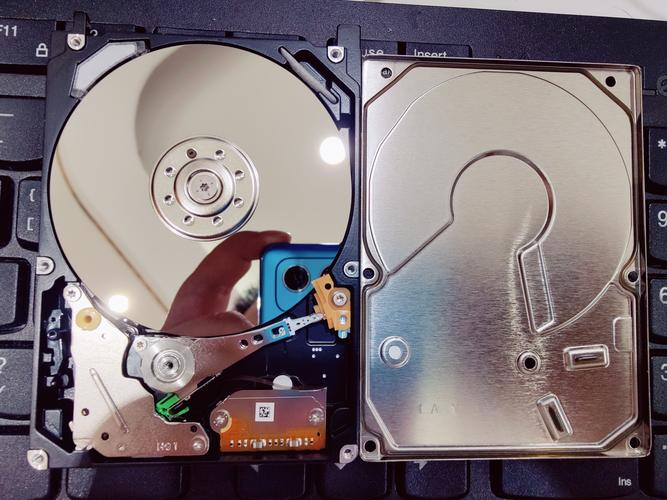 东芝satellite 2410拆机