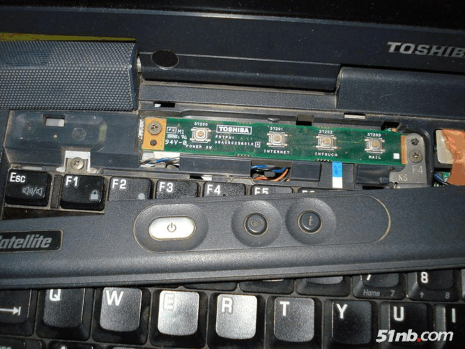 东芝satellite 2410拆机