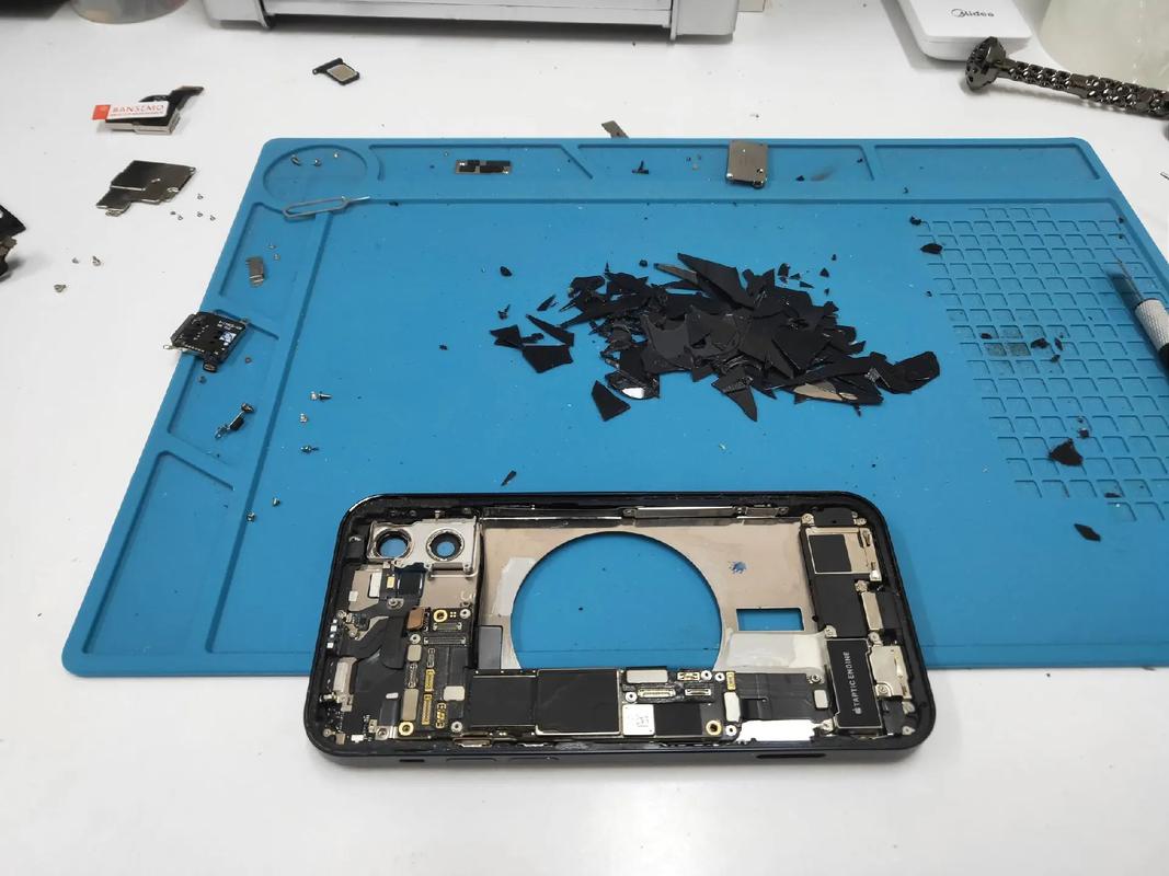 macbook 12 2025 拆机