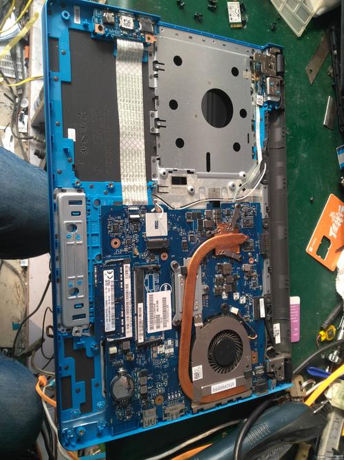 inspiron 15 3537拆机