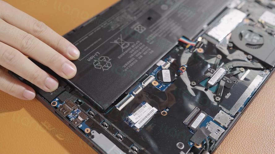 联想thinkpadx131e拆机