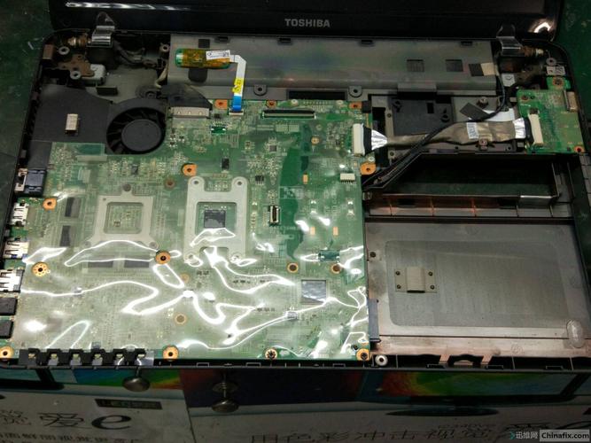 东芝satellitel630拆机