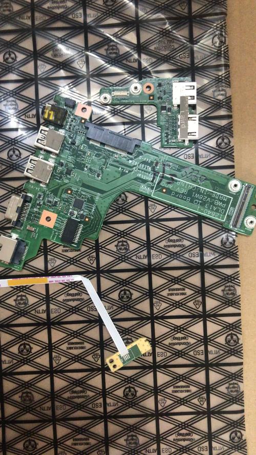 戴尔latitude 3330拆机