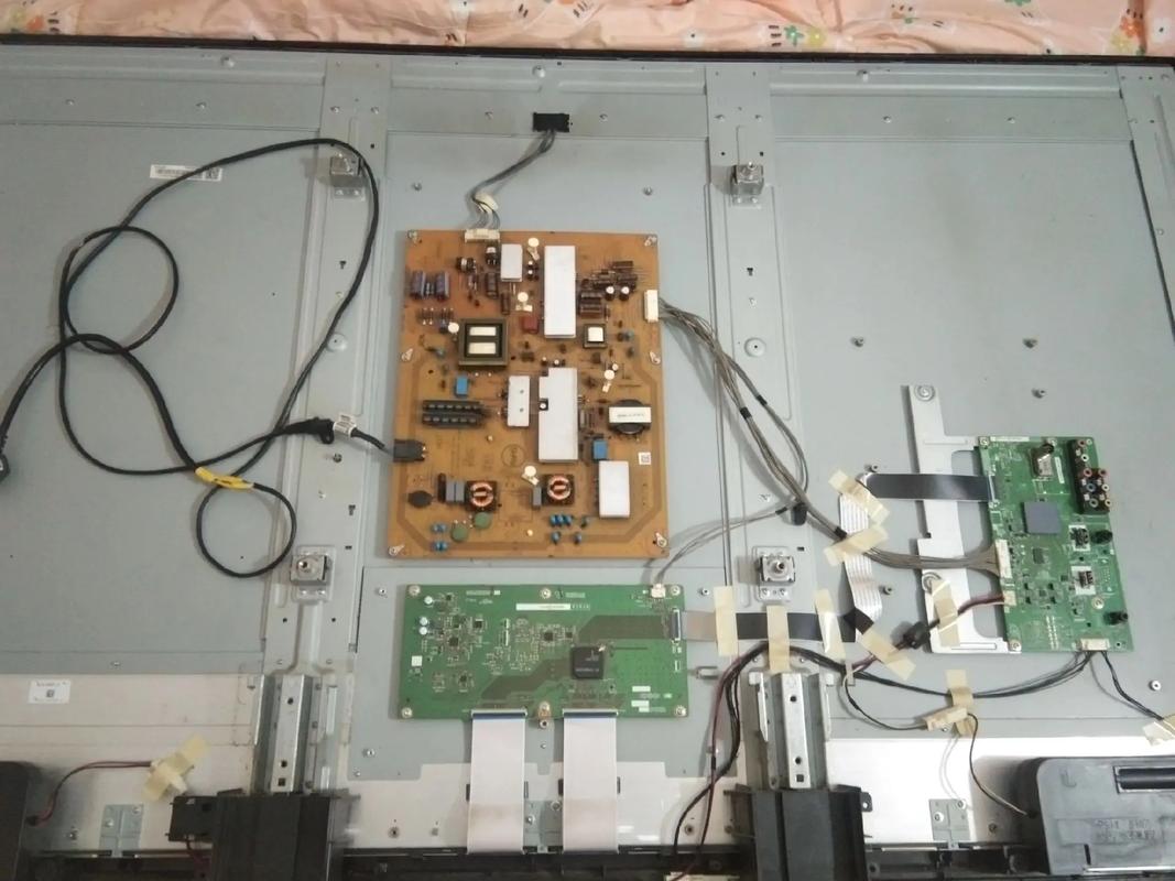 夏普aquosrcompact拆机