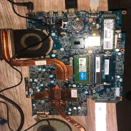 神舟战神z6-i78154s2拆机