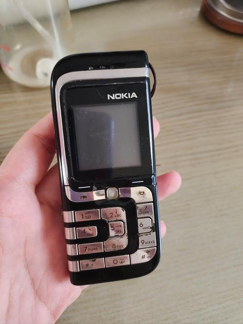 诺基亚超薄智能直板手机