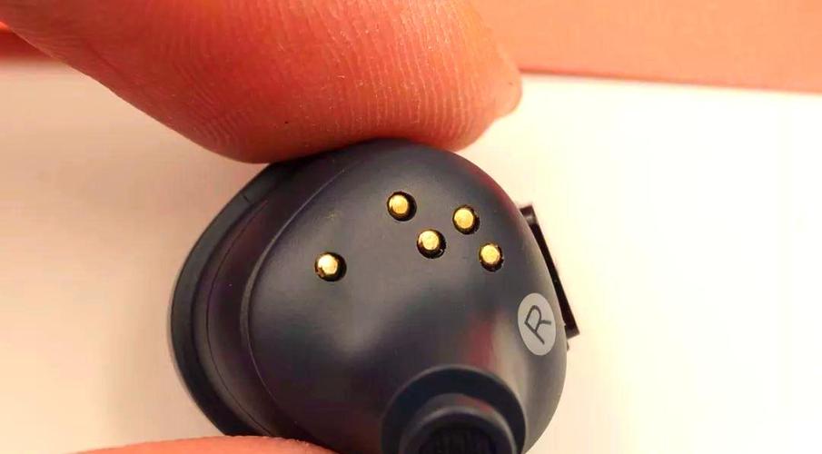 三星智能耳机iconx