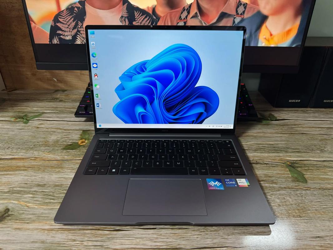 荣耀magicbook参数详情