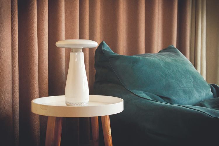 roome智能灯好用吗