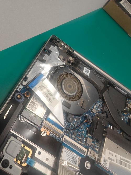 小新air 14 2025 拆机