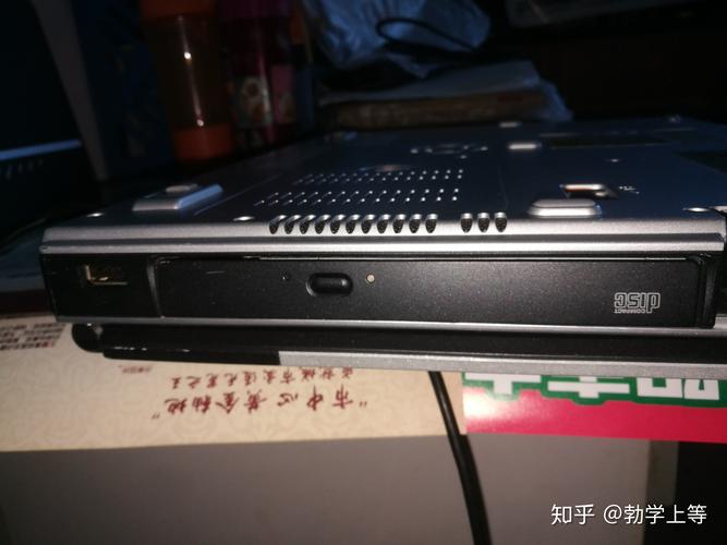 necversapro笔记本拆机