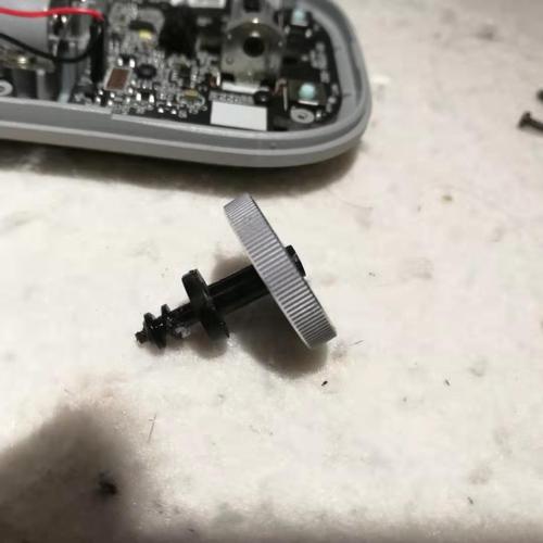 微软designer蓝牙鼠标拆机