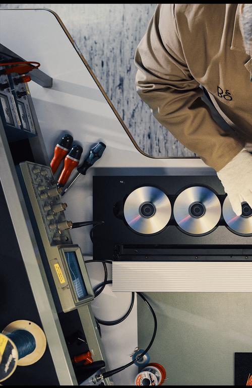 bang olufsen电视拆机