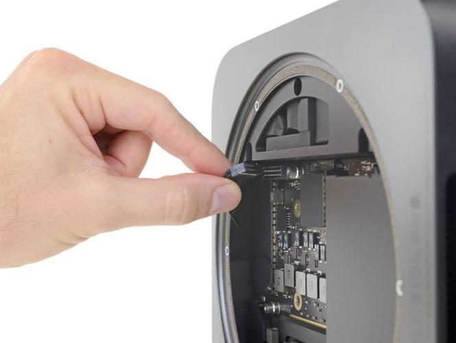 Mac mini 1283 拆机