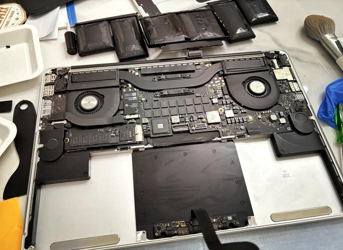 macbookpro2025拆机