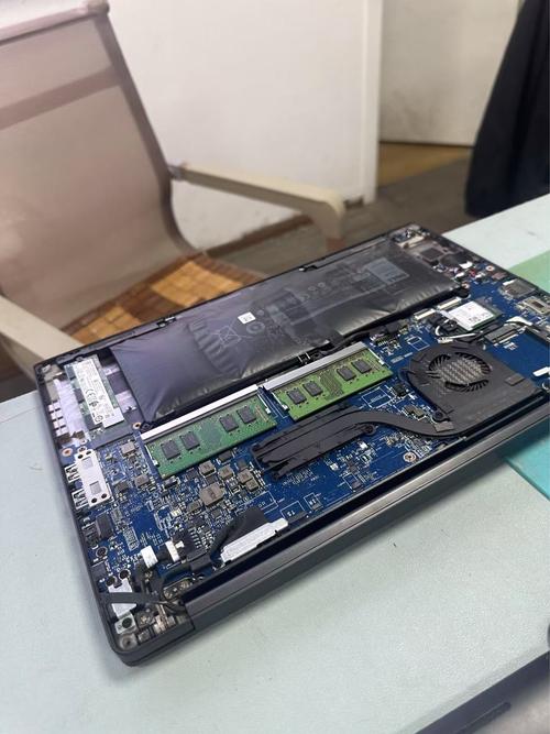 戴尔inspiron3647拆机