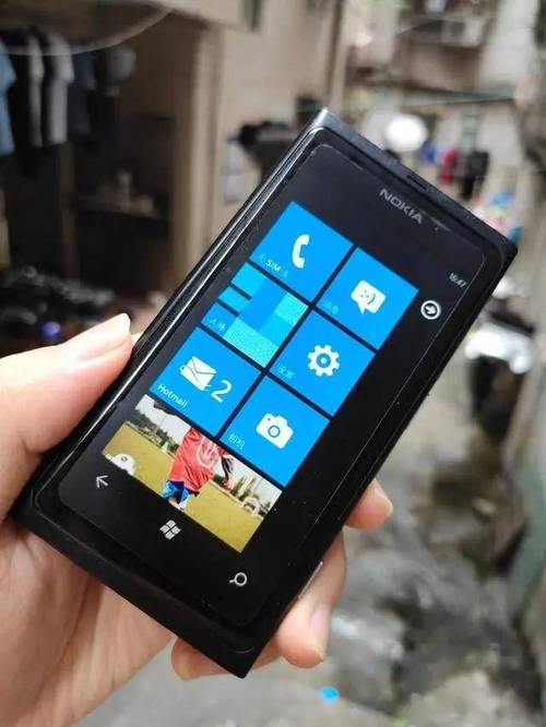 lumia 800 屏幕参数