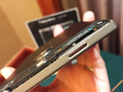 黑莓passport银色版拆机