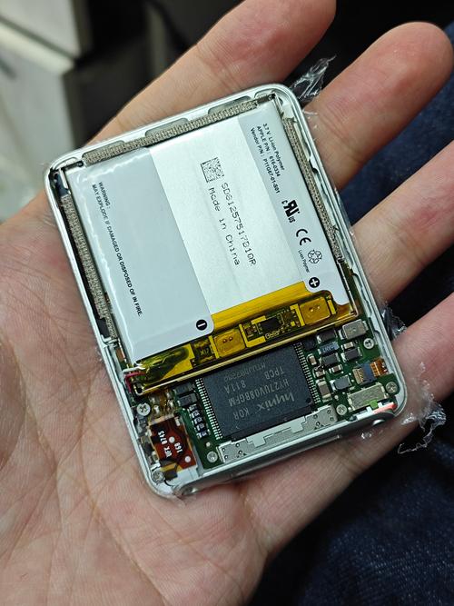 ipod video 拆机教程