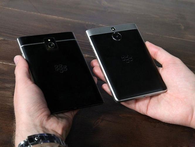 银色黑莓passport参数