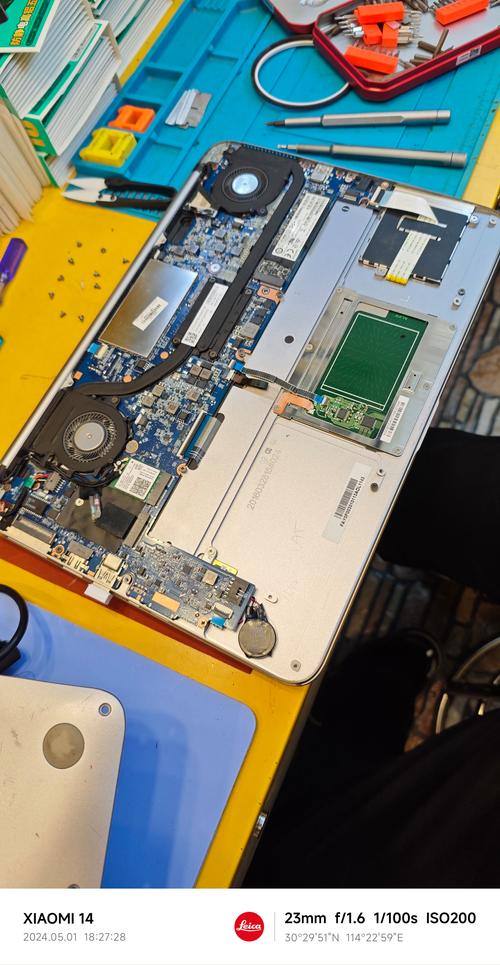 acer one 14拆机教程