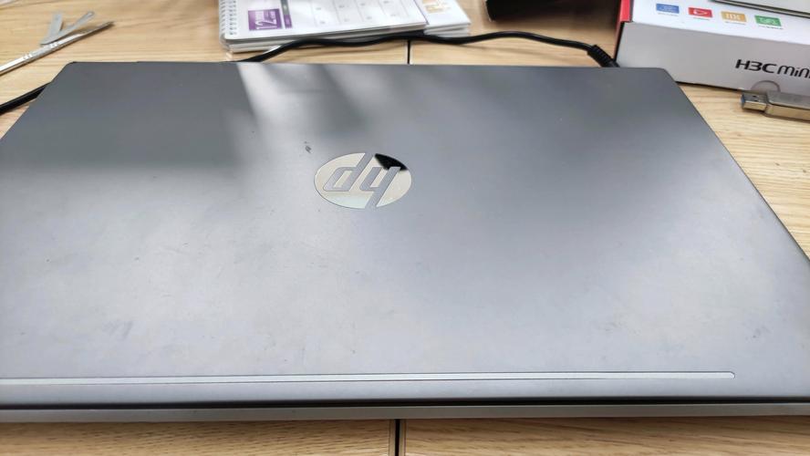 hp pavilion后盖拆机