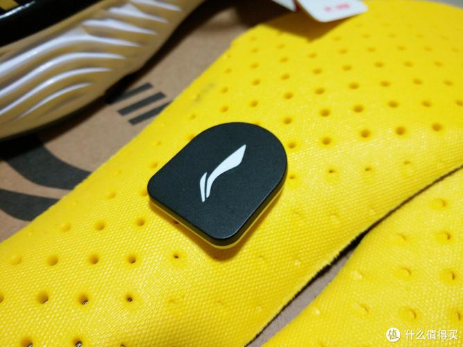 李宁智能跑鞋芯片绑定