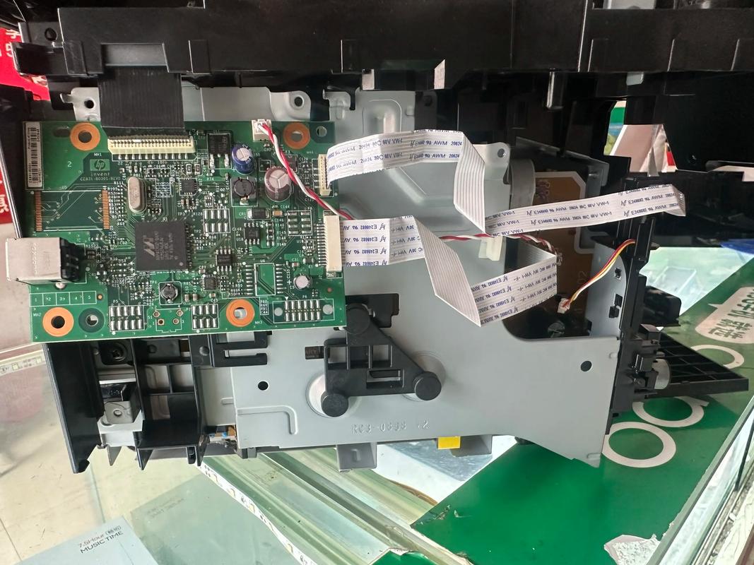 惠普dv43125tx拆机教程