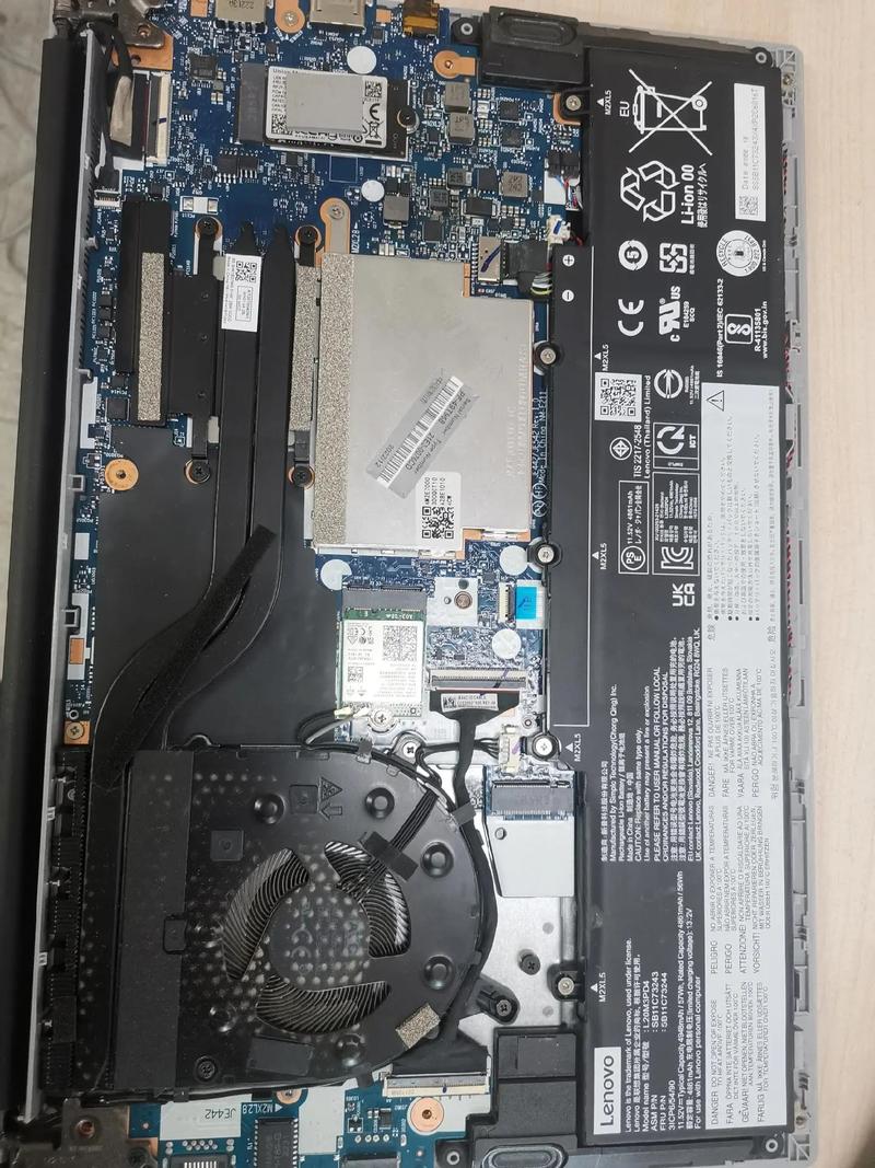 thinkpad e135拆机