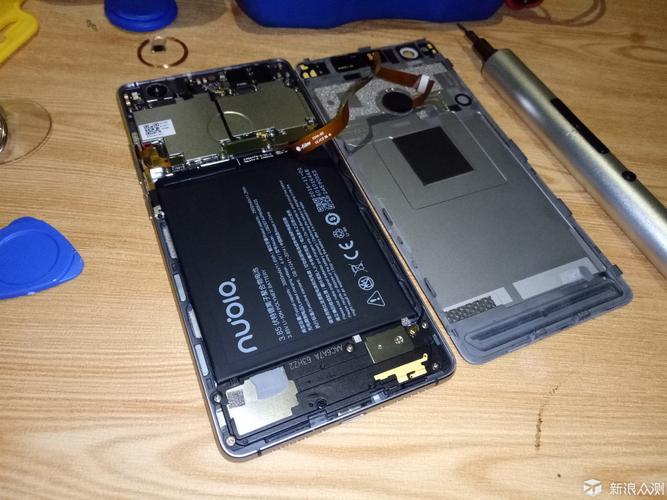努比亚z11minis 拆机