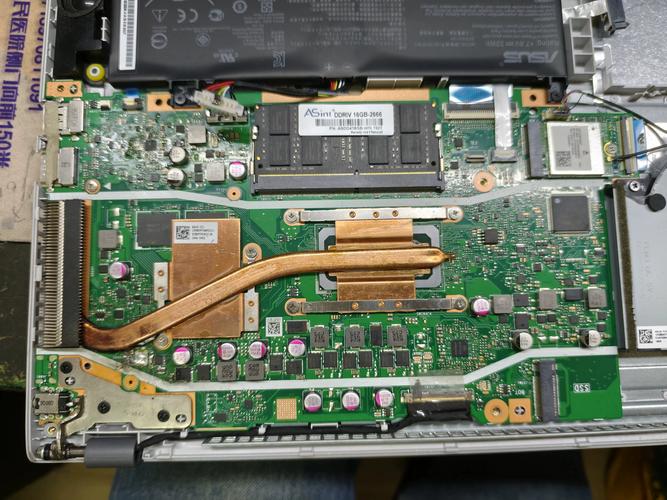 华硕手机zenfone5拆机